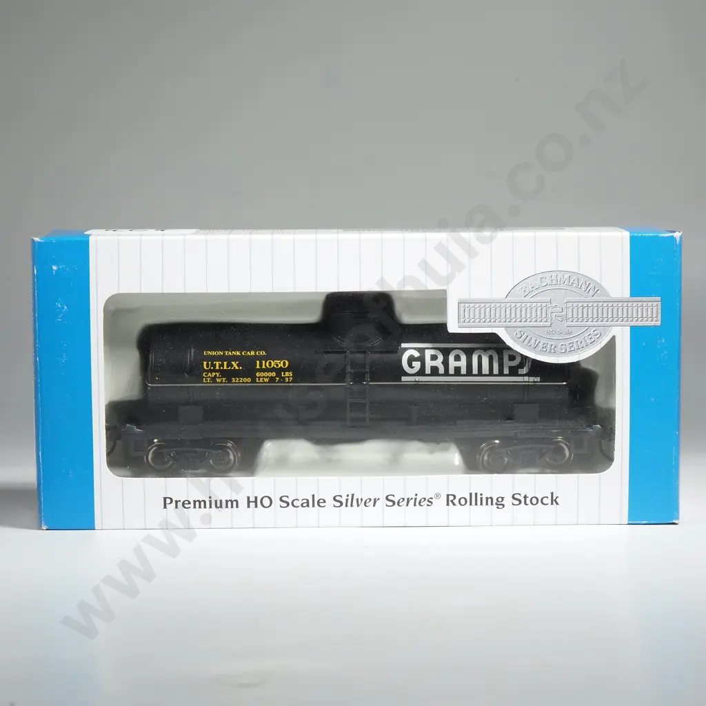 Bachmann HO Scale Silver Series Rolling Stock 40' Single Dome Tank Car - Gramps Image 1++