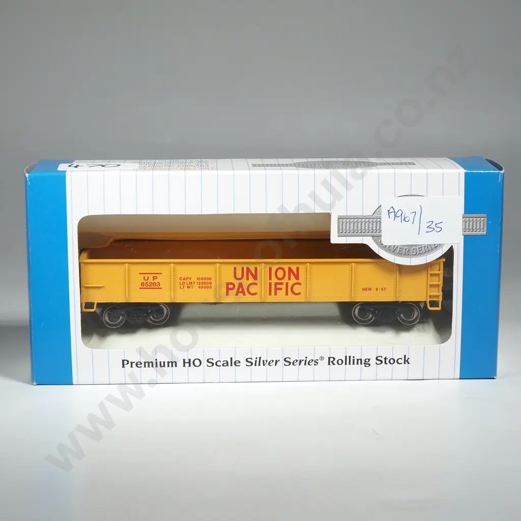 Bachmann HO Scale Silver Series Gondola Car (Union Pacific) Image 1++