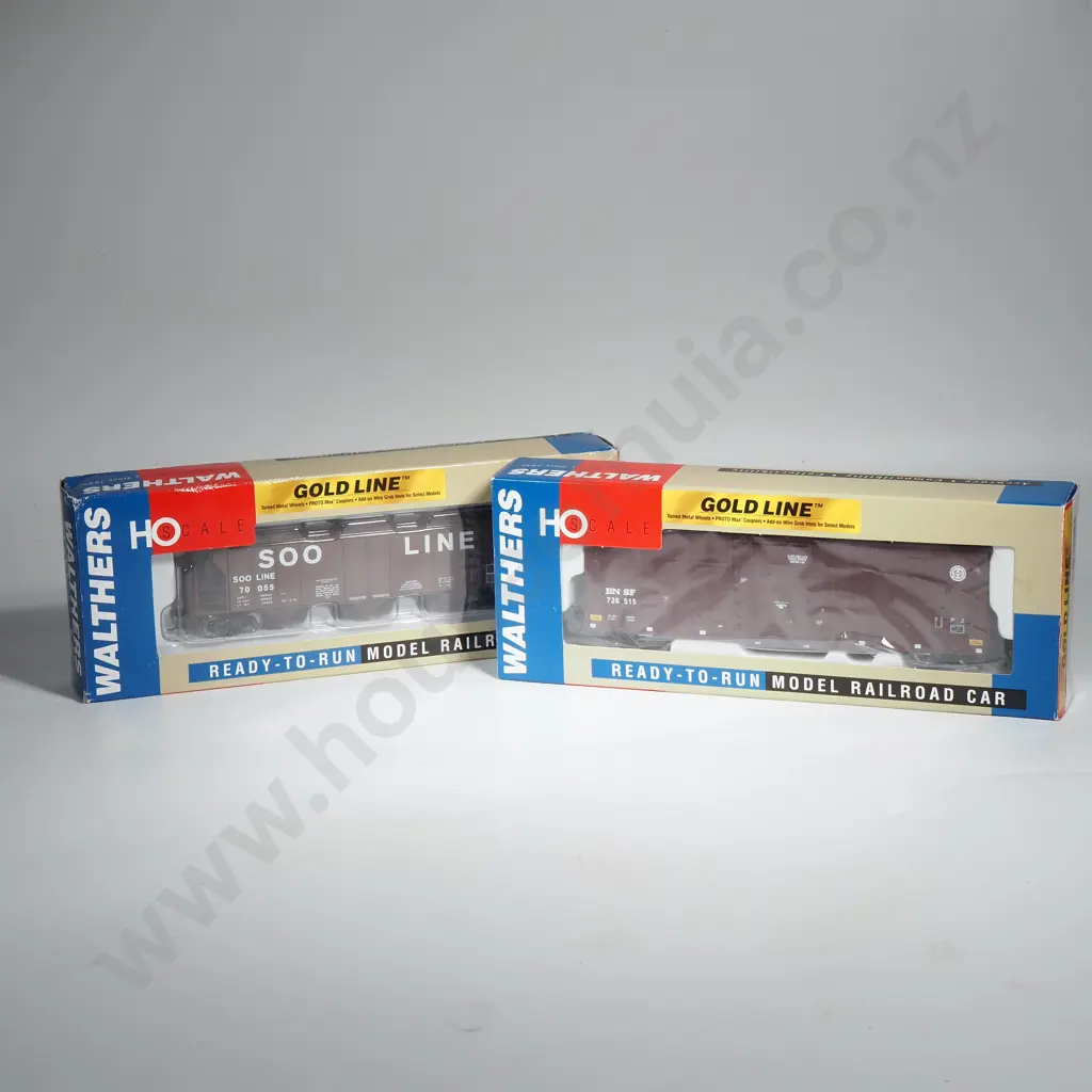 Two Boxed Sets of Walthers Gold Line HO Scale Railroad Cars Image 1++