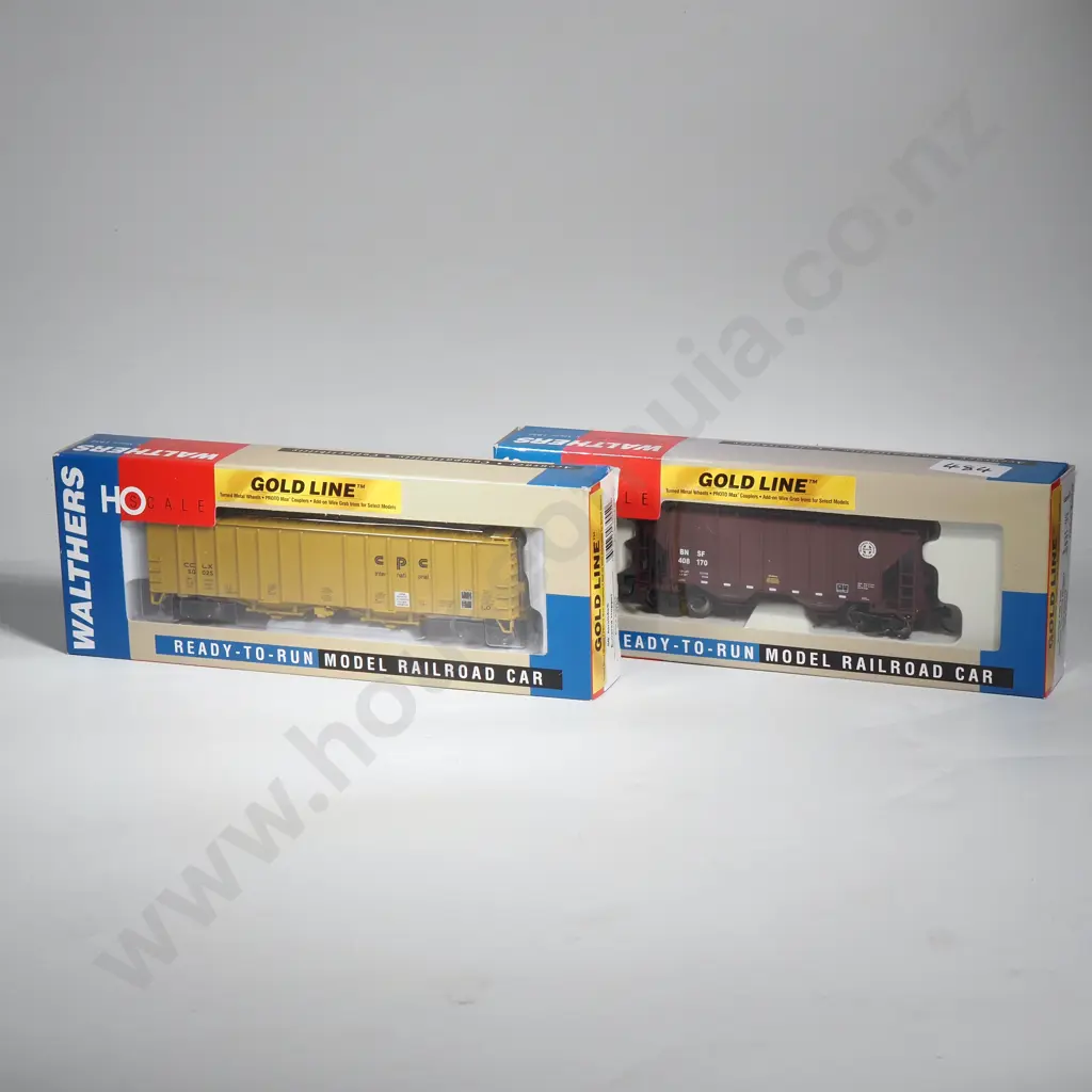 Two Boxed Sets of Walthers Gold Line HO Scale Railroad Cars Image 1++