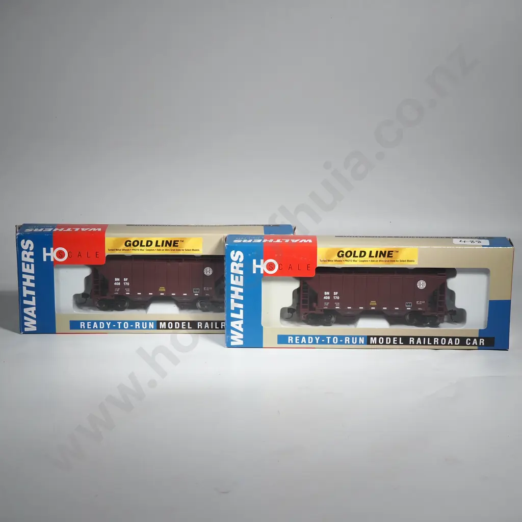 Two Boxed Sets of Walthers Gold Line HO Scale Railroad Cars Image 1++