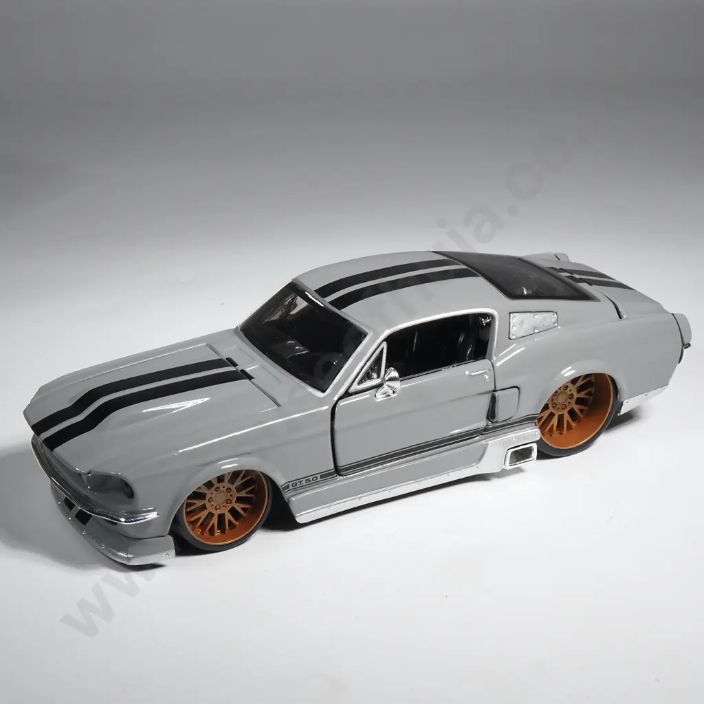 1967 Ford Mustang GT - Classic Muscle 1:24 Image 1++