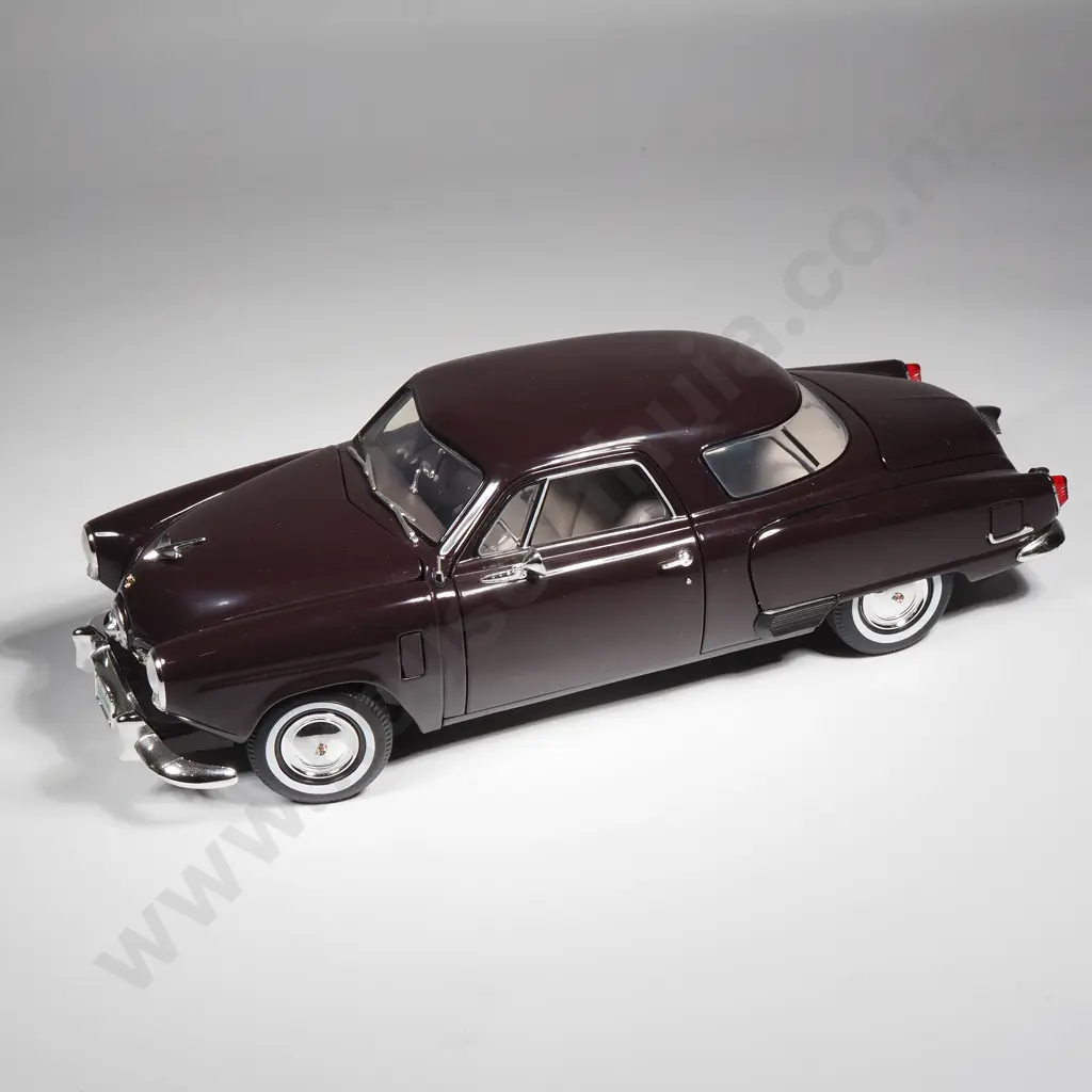 1951 Studbaker Champion 1:18 Image 1++