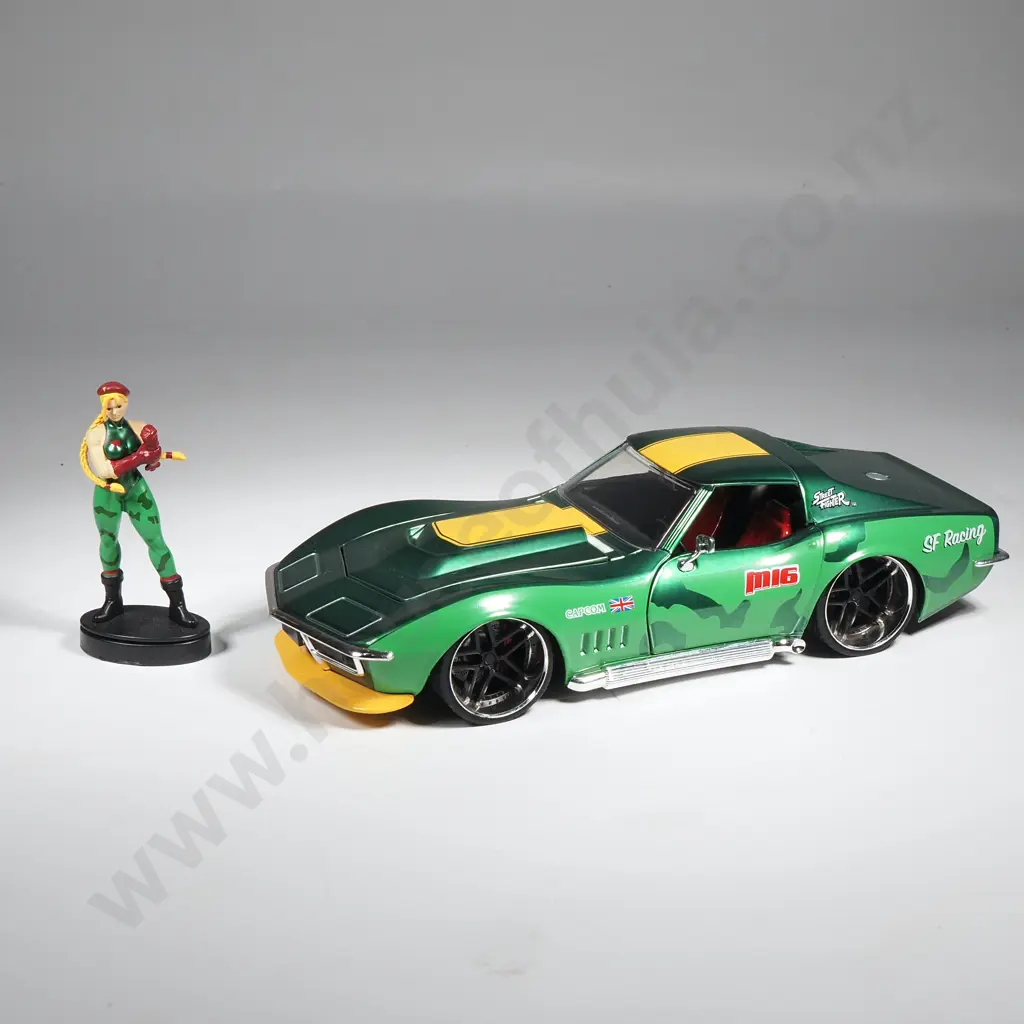1969 Chevrolet Corvette Stingray & Figure Image 1++