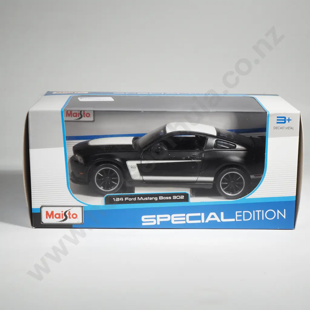 Ford Mustang Boss 302 1:24 Image 1++
