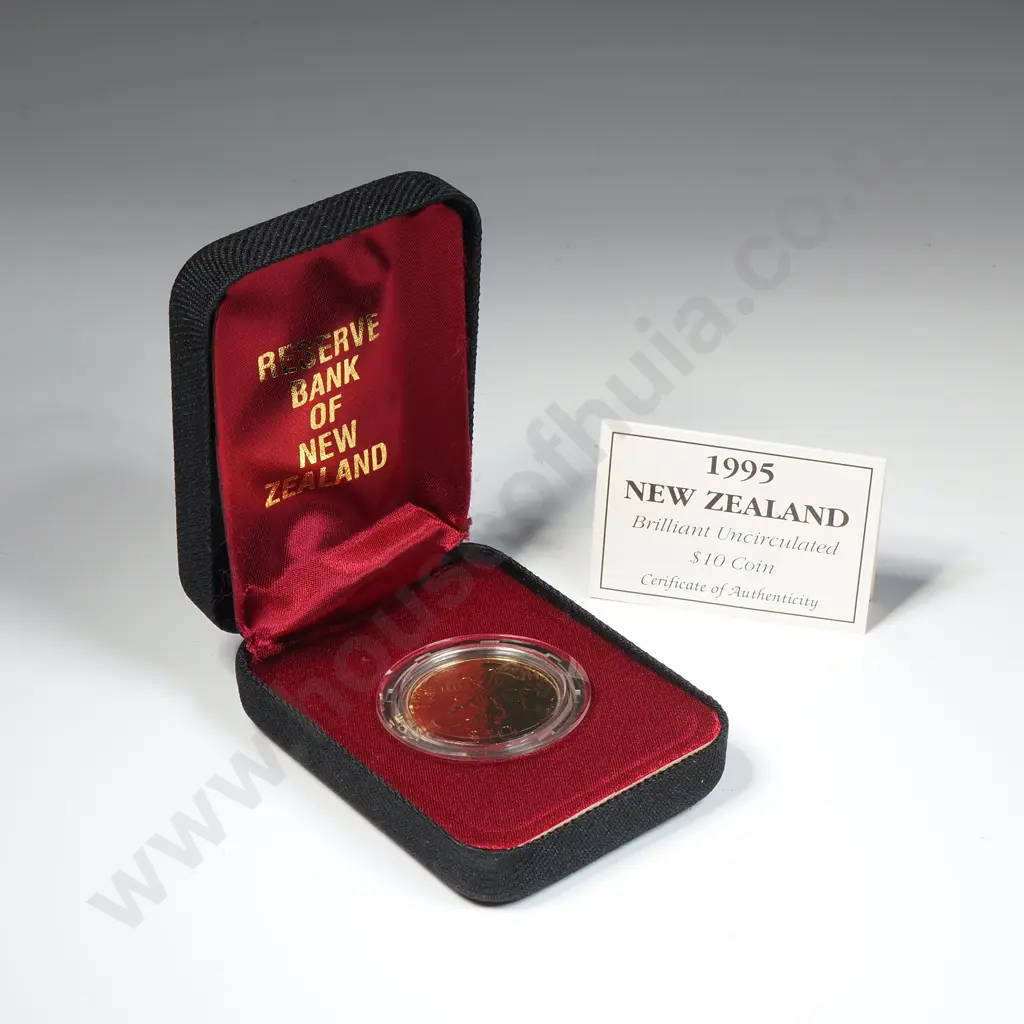 1995 Gabriels Gully $10 UNC Coin  Image 1++