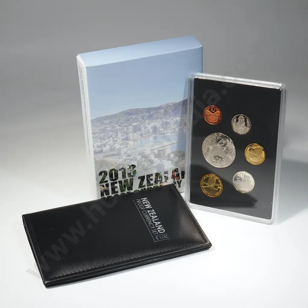 2013 New Zealand Proof Coin Set Image 1++