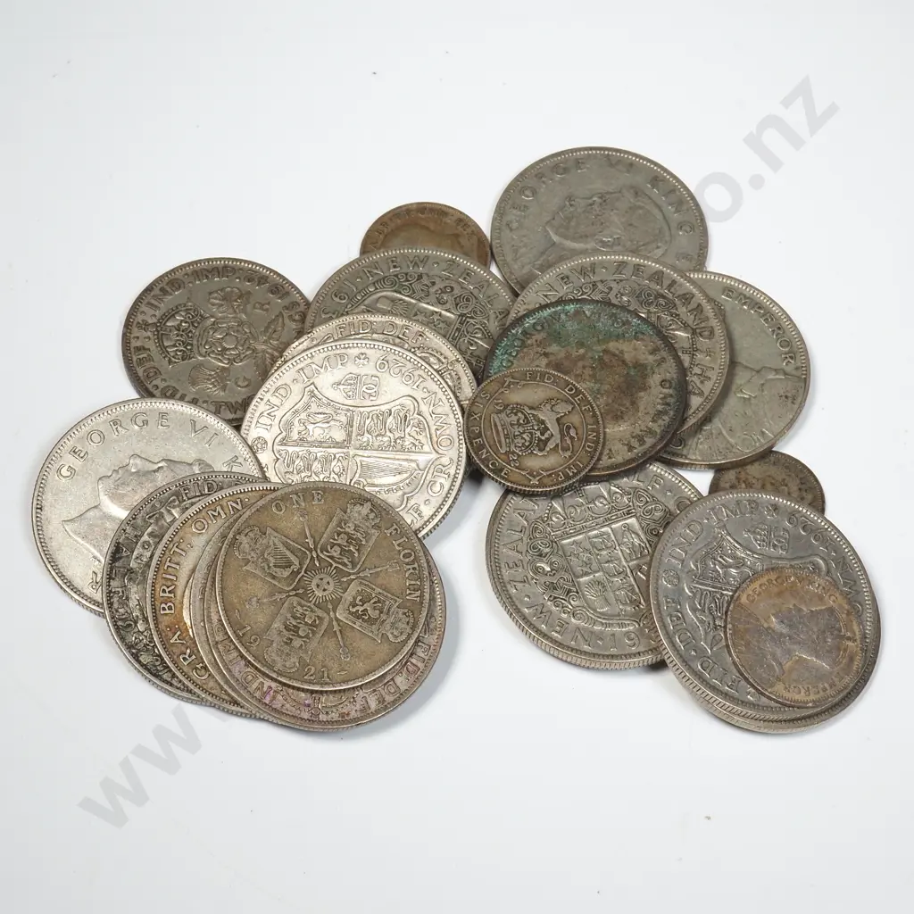 284 Grams of 50% Silver Coinage  Image 1++