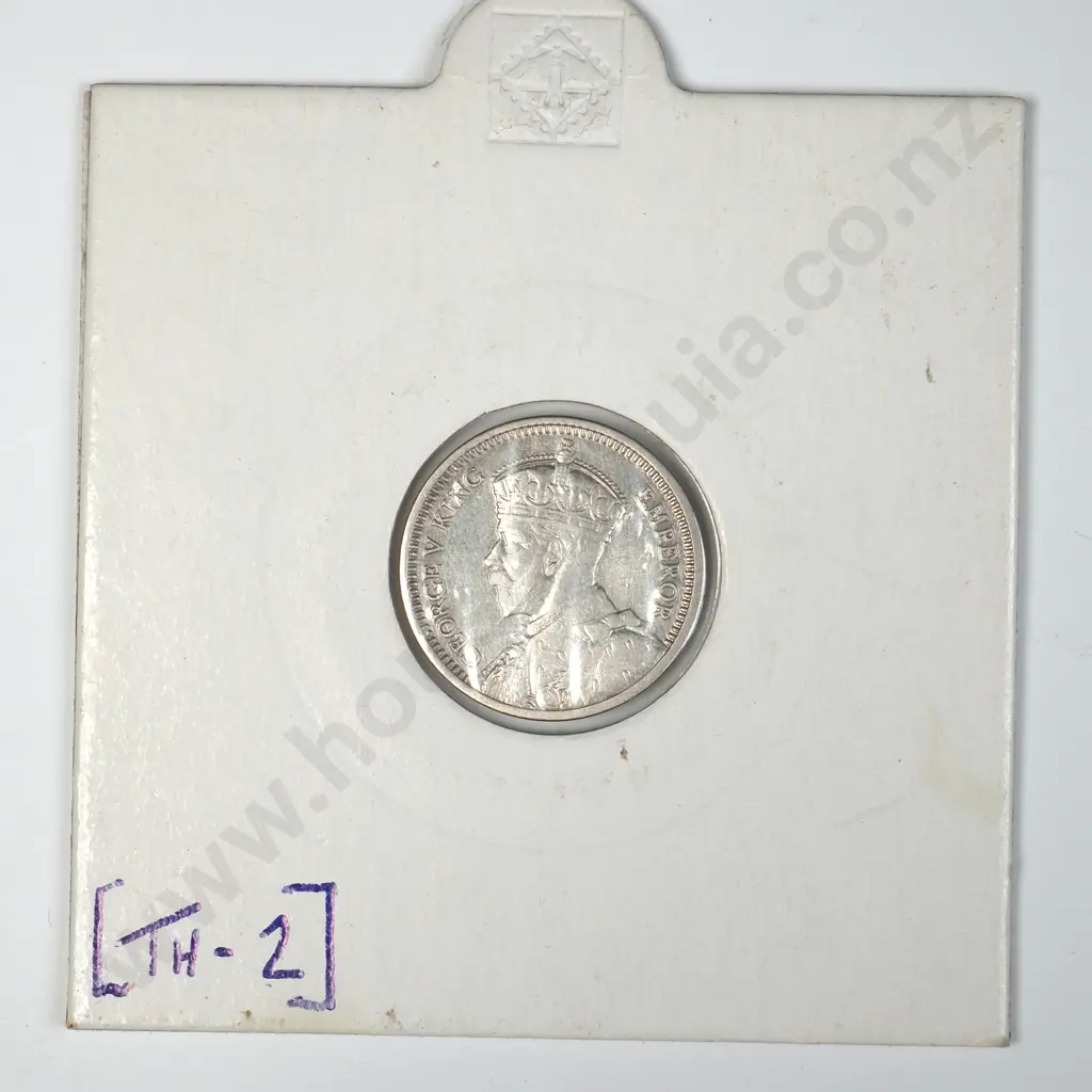 1934 New Zealand Threepence - AUNC Image 1++