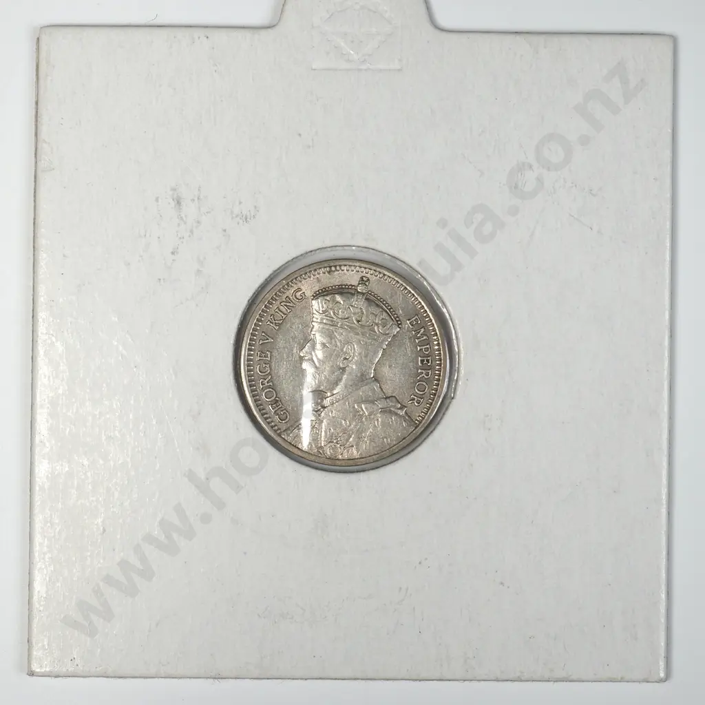 1934 New Zealand Threepence - Better Grade Image 1++