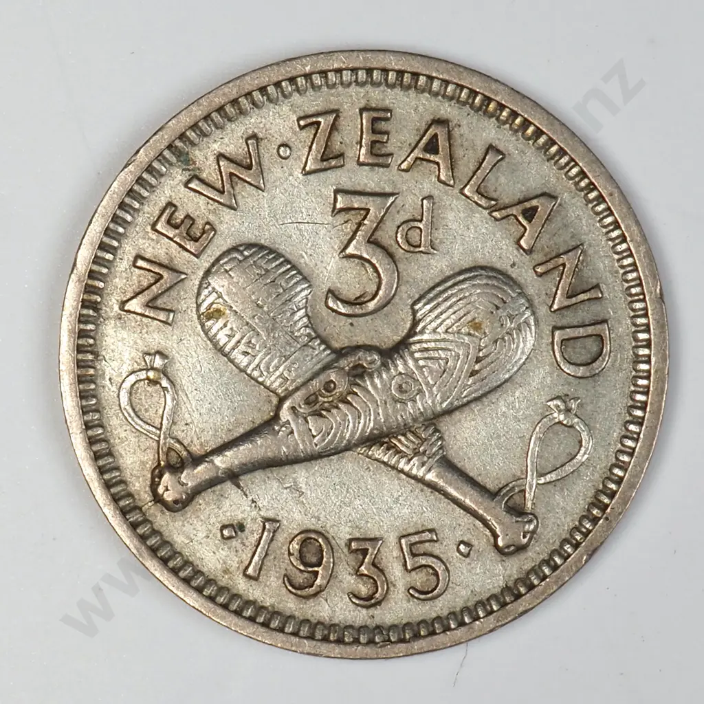 1935 New Zealand Threepence Image 1++