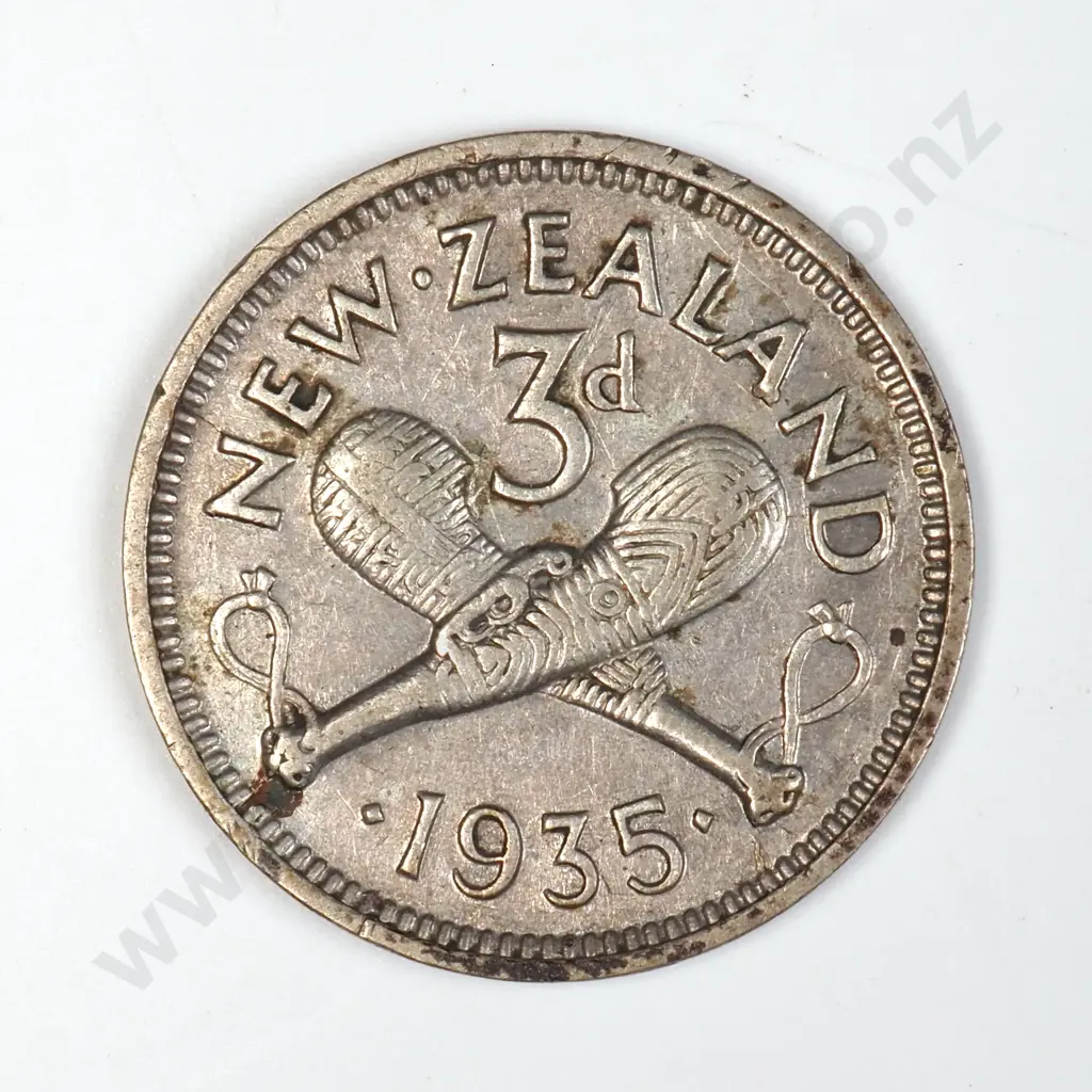 1935 New Zealand Threepence Image 1++