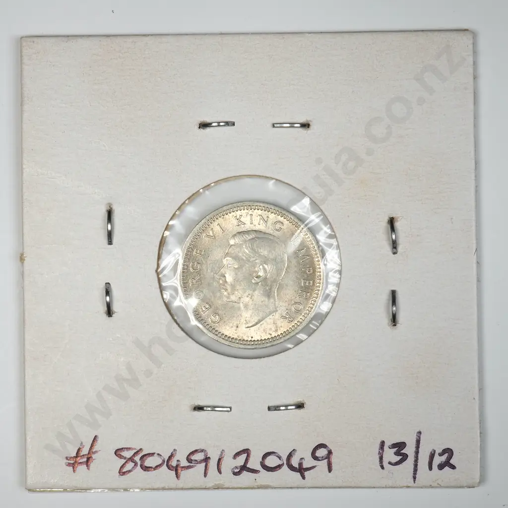 1942 New Zealand Threepence - Better Grade Image 1++