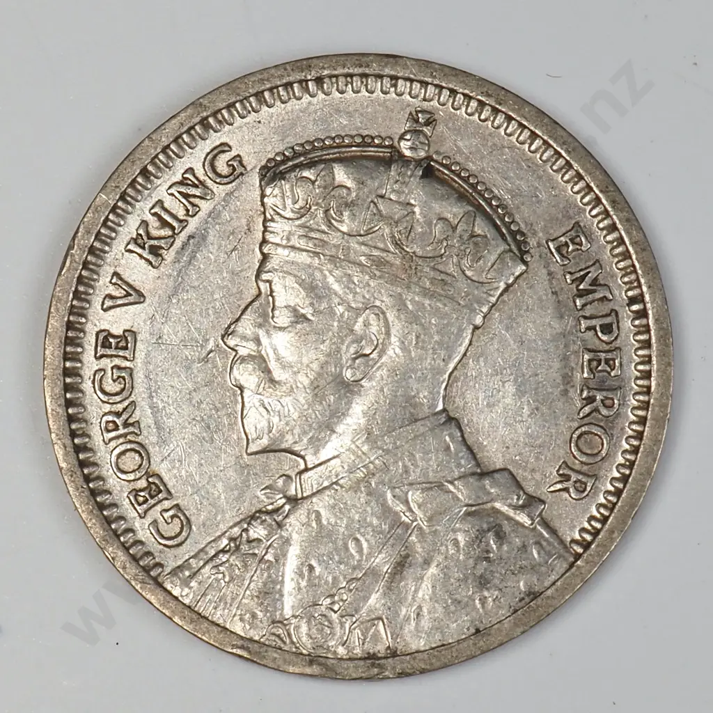 1936 New Zealand Threepence - Better Grade Image 1++