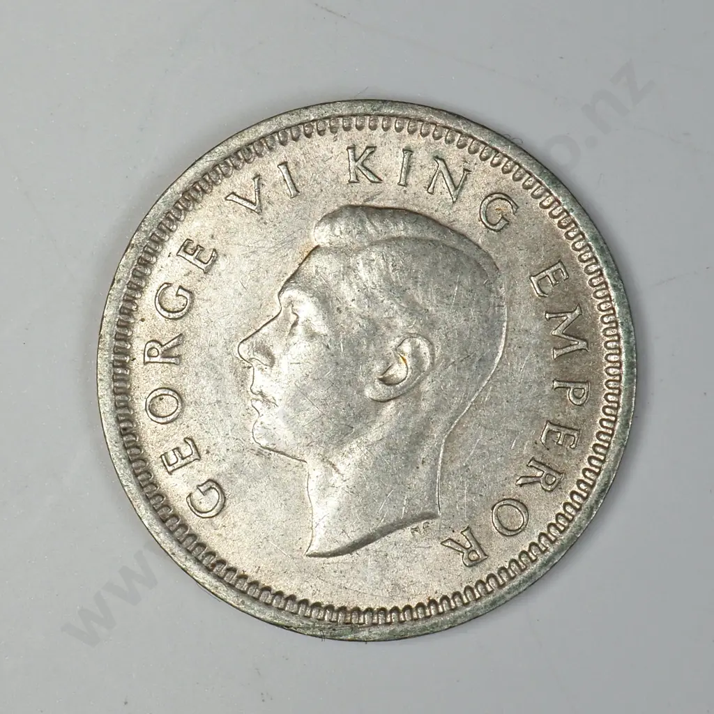 1942 New Zealand Threepence - Better Grade Image 1++