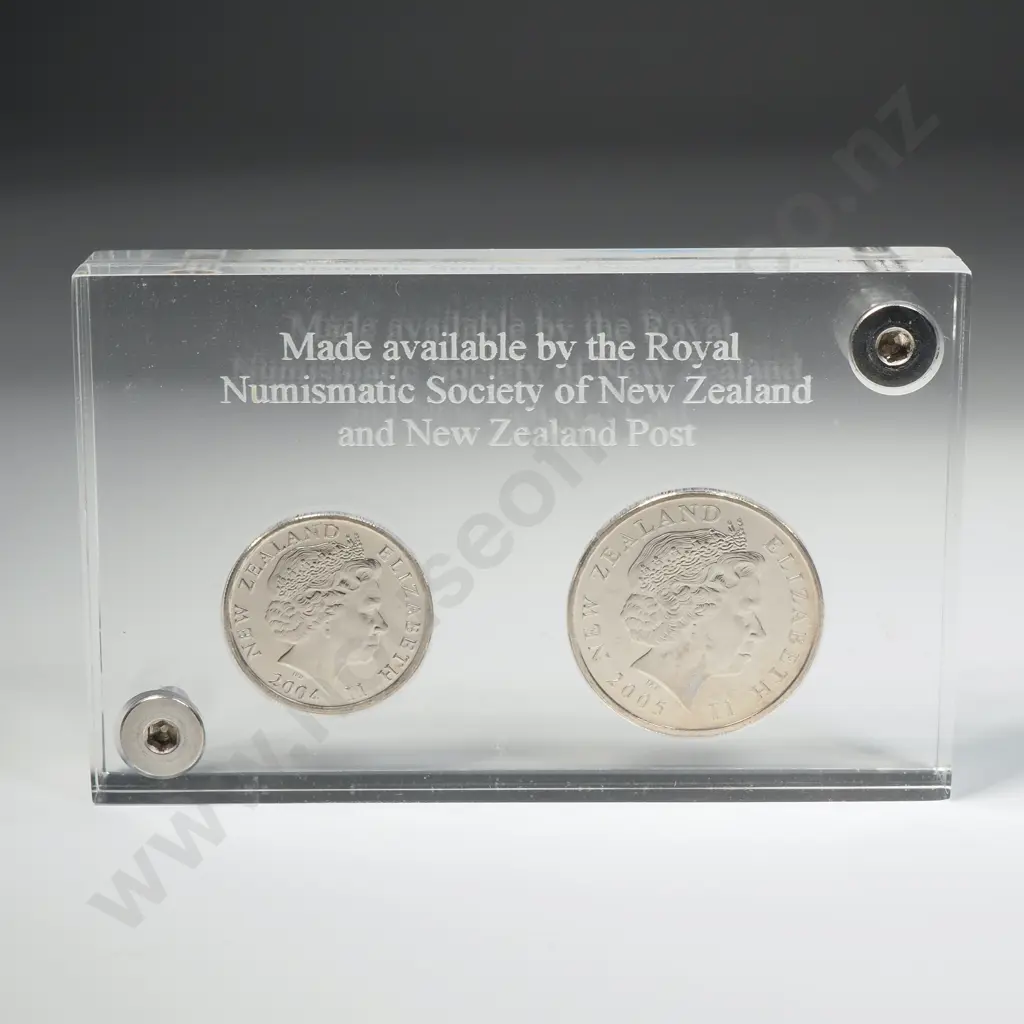 New Zealand RNSNZ Perspex Presentation Set 2004 5 Cent & 2005 Ten Cent Image 1++