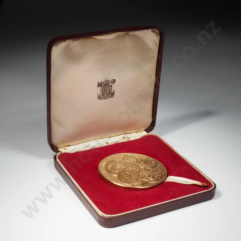 Royal Numismatic Society of New Zealand Decimal Coinage Medal Image 1++