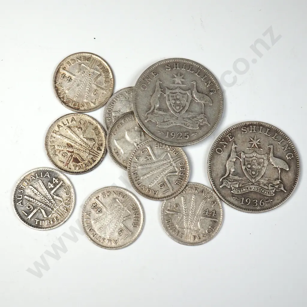 22.1 Grams of Australian Sterling Silver Coinage Image 1++