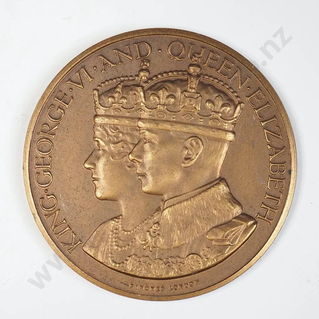 1937 Coronation Medal in Bronze  Image 1++