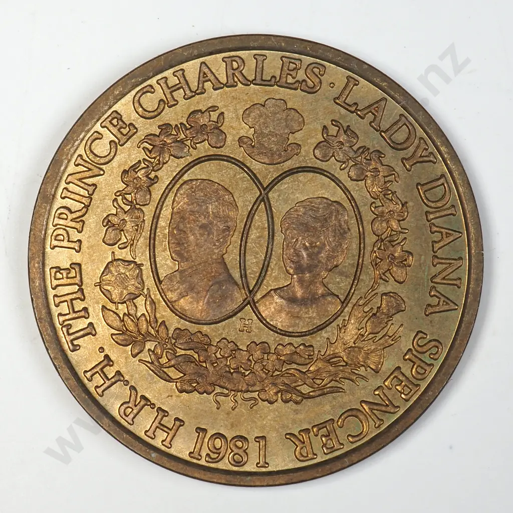 1981 Royal Wedding Medalette  Image 1++