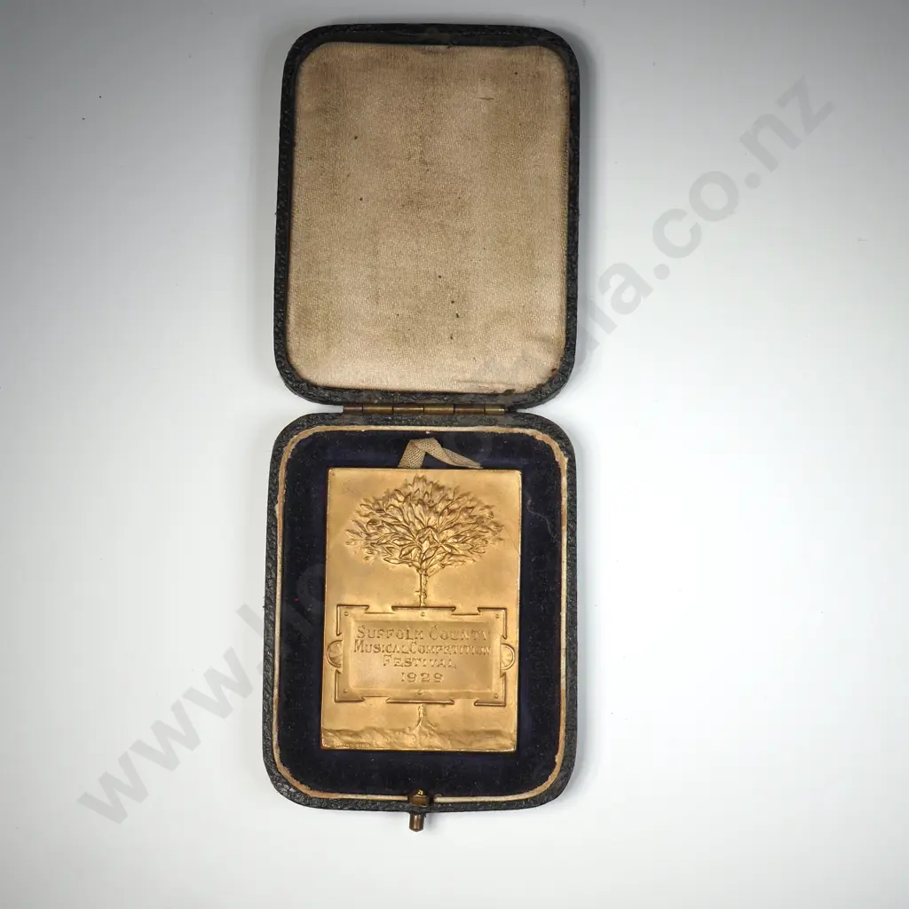 Cased 1929 Suffolk Country Musical Competition Festival Prize Medal to M Bates  Image 1++