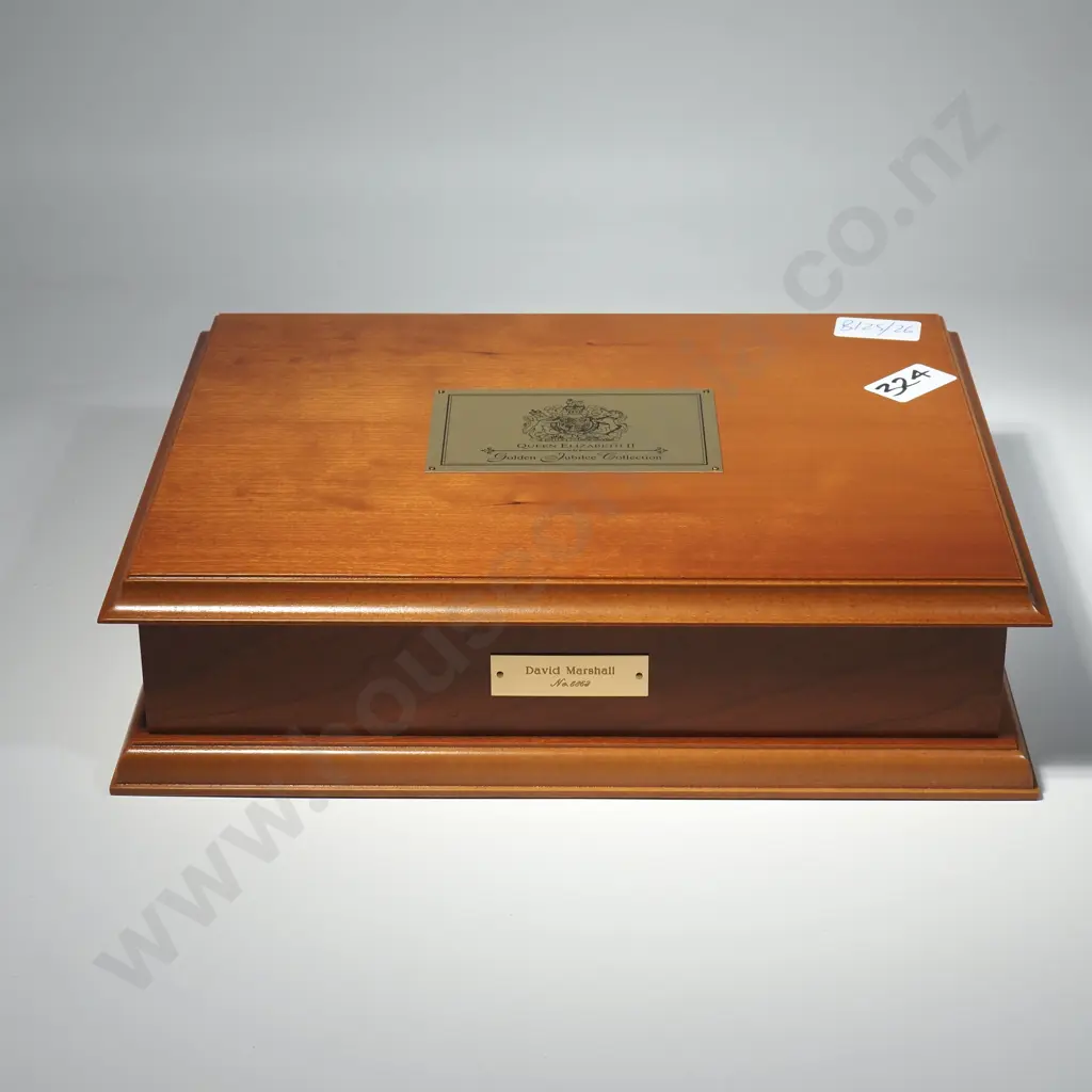 Impressive 2003 Sterling Silver Queen Elizabeth II Golden Jubilee Collection in Cherry Wood Box - 637.69 ASW Silver Image 1++