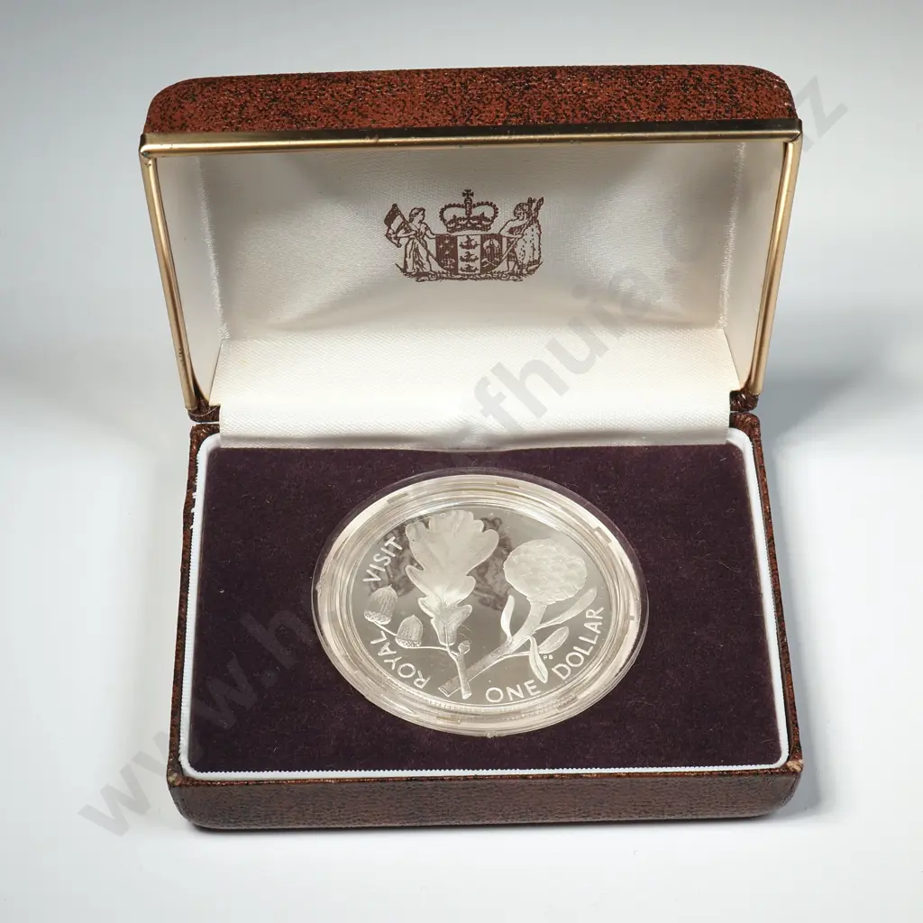 New Zealand Silver Proof One Dollar Coin  Image 1++