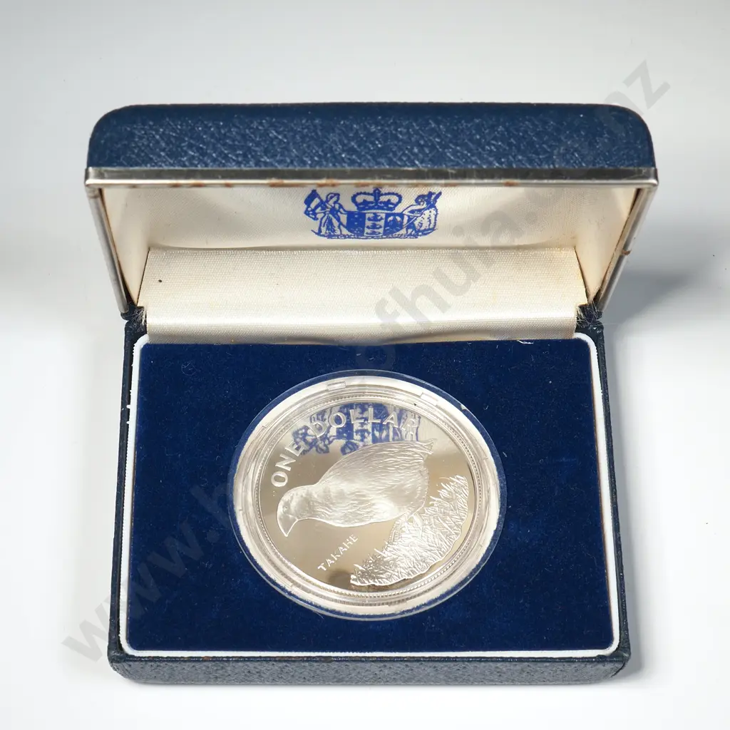 New Zealand Silver Proof One Dollar Coin  Image 1++