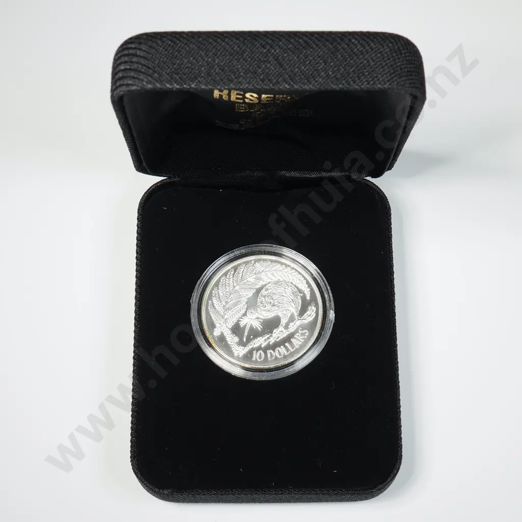 1998 New Zealand Kiwi Silver Ten Dollar Coin Image 1++