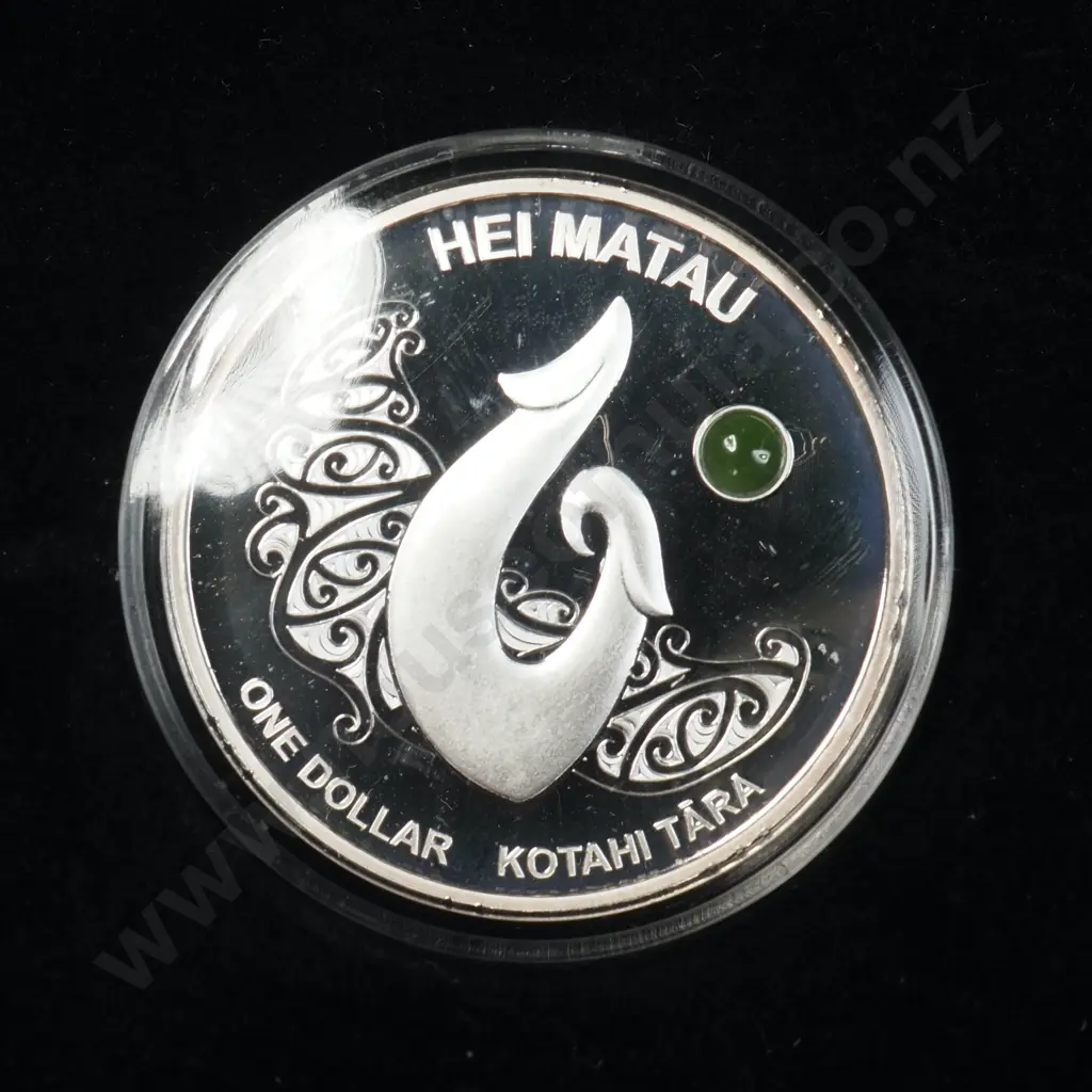 Hei Matau One Ounce Silver Proof Coin Image 1++