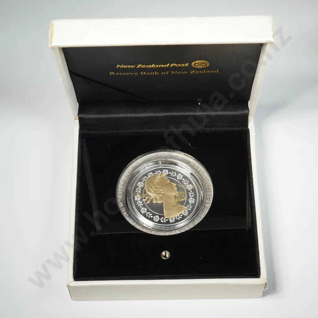 2015 One Ounce Silver Proof - Longest Reinging Monarch Coin Image 1++