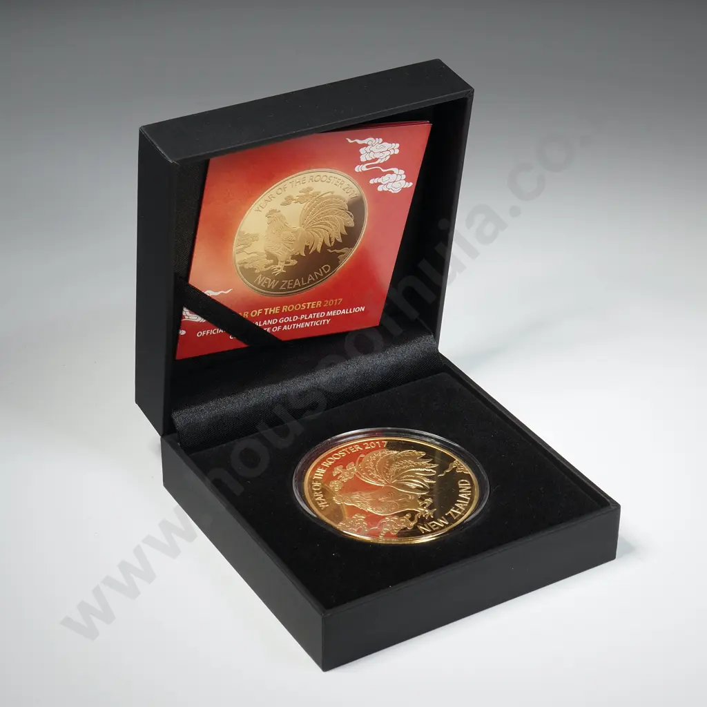 2017 Year of the Rooster Gold Plated Medallion Image 1++