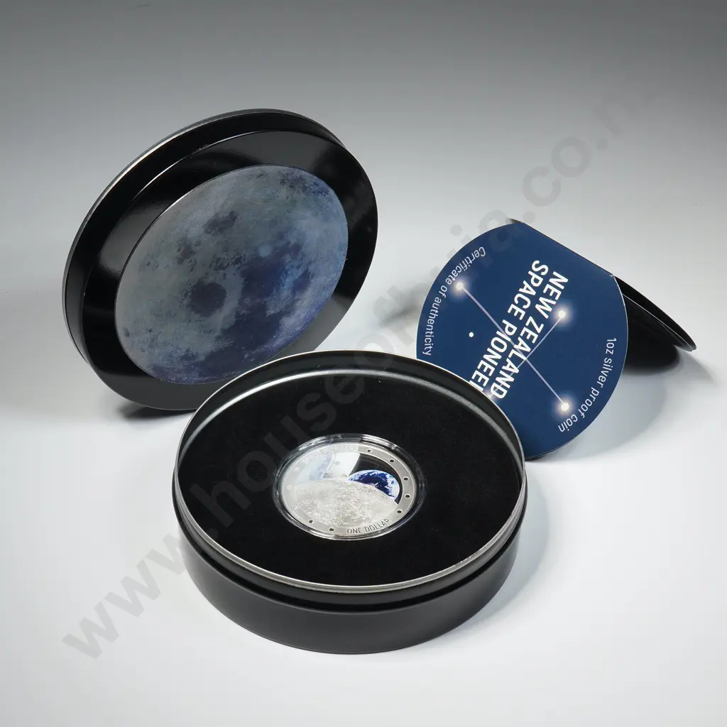 2019 New Zealand Space Pioneers One Ounce Silver Proof Coin Image 1++