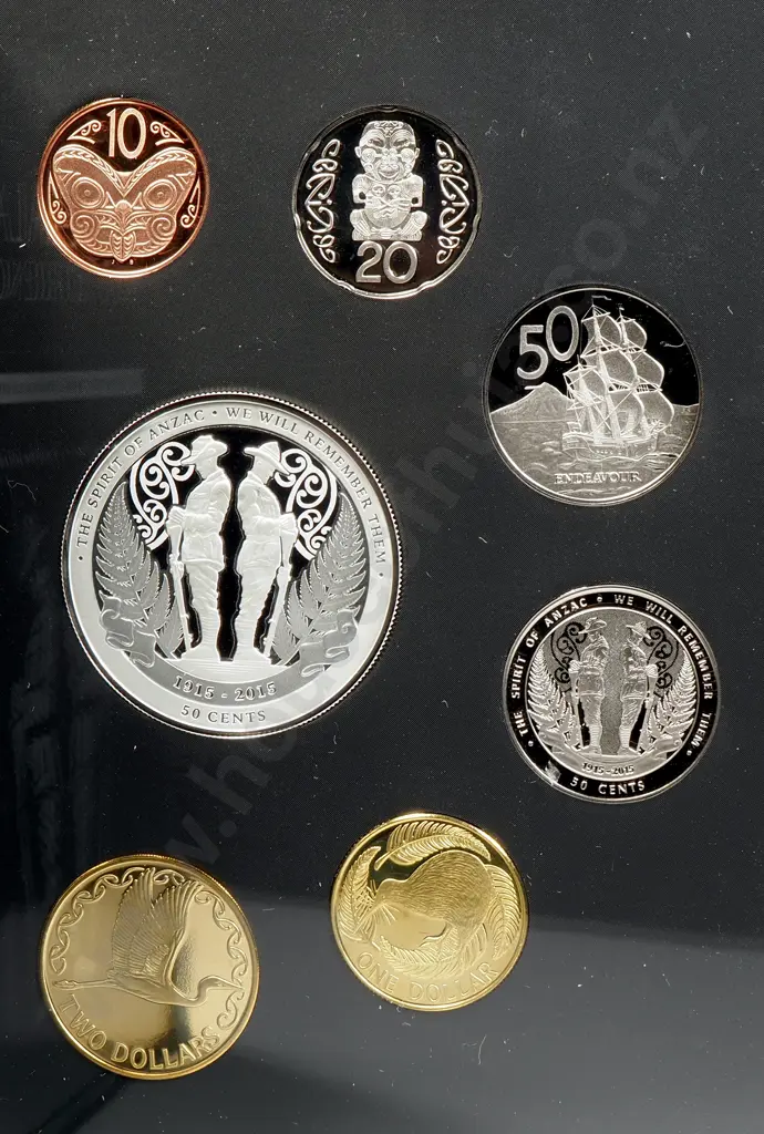 2015 New Zealand Proof Coin Set w Silver Fifty Cent Coin Image 1++