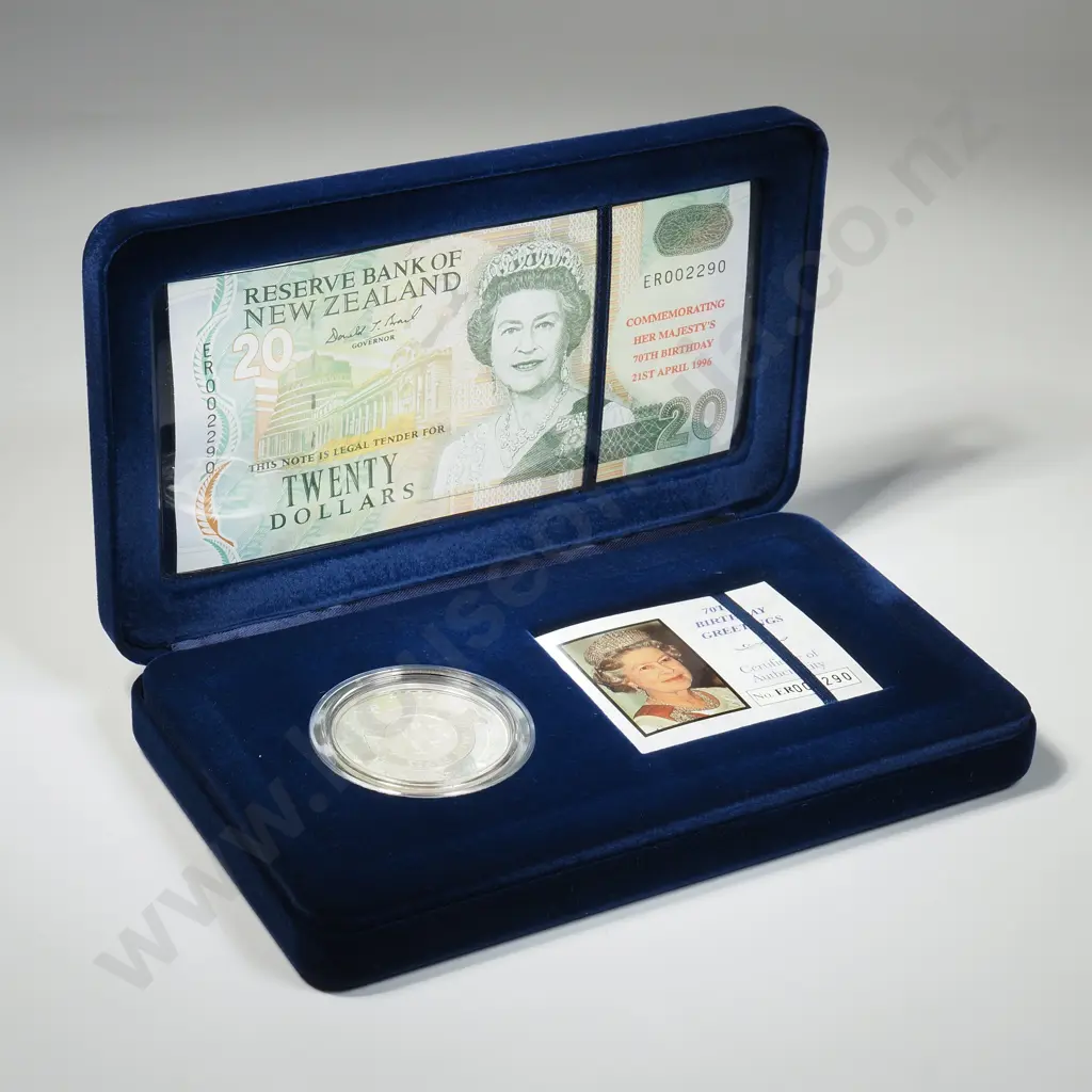 1996 New Zealand Coin & Banknote Set Image 1++