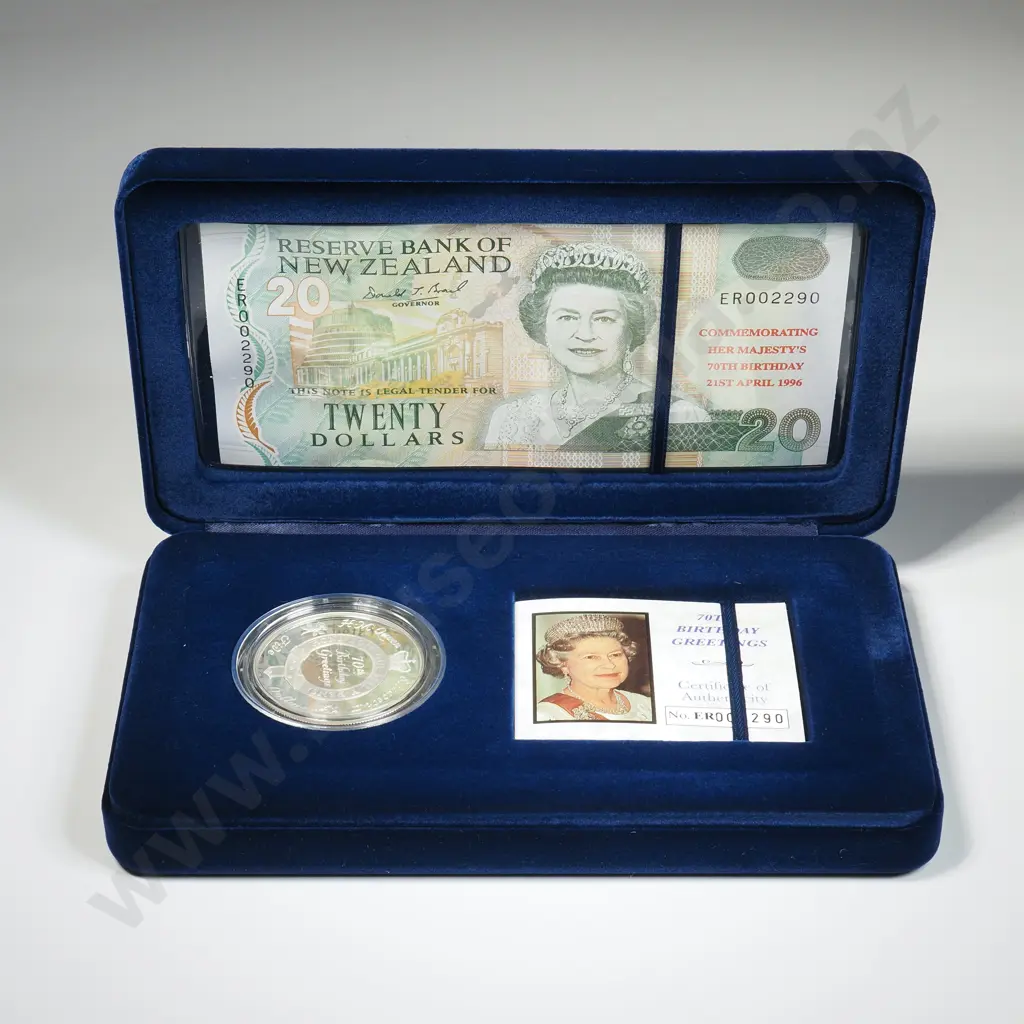 1996 New Zealand Coin & Banknote Set Image 1++