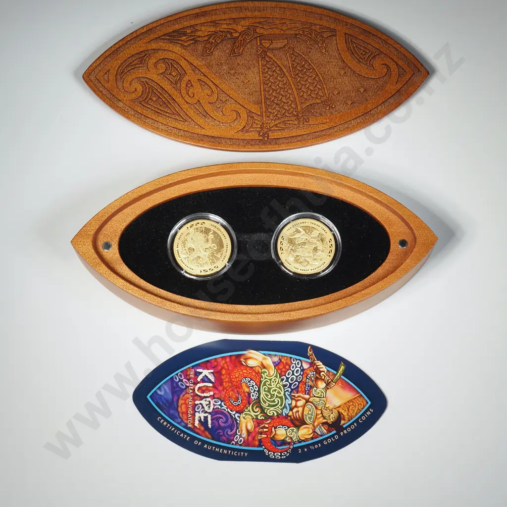 20189 Kupe -  the Great Navigator 1/2 Ounce Gold Coin Proof Set Image 1++