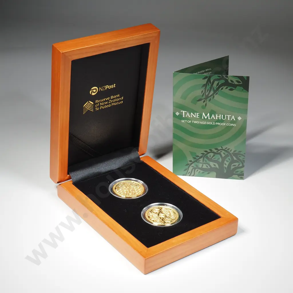 2022 Tane Mahuta Two 1/2 Ounce Gold Coin Proof Set Image 1++