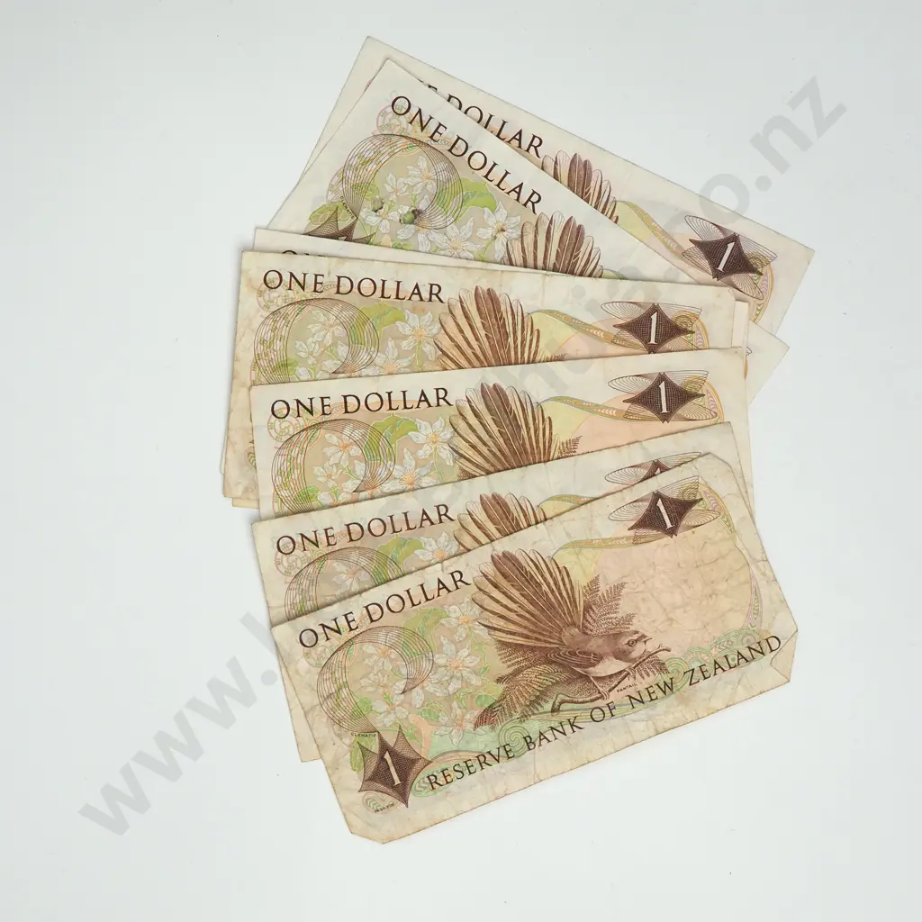 Eight One Dollar Series Three Banknotes - Various Signatures & Circulated Condition Image 1++