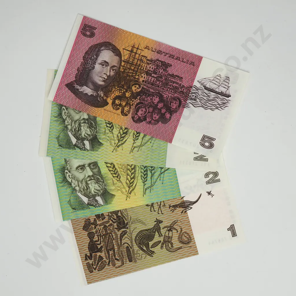 Australia Paper $1 / Two $2 & $5 Banknotes - All UNC  Image 1++