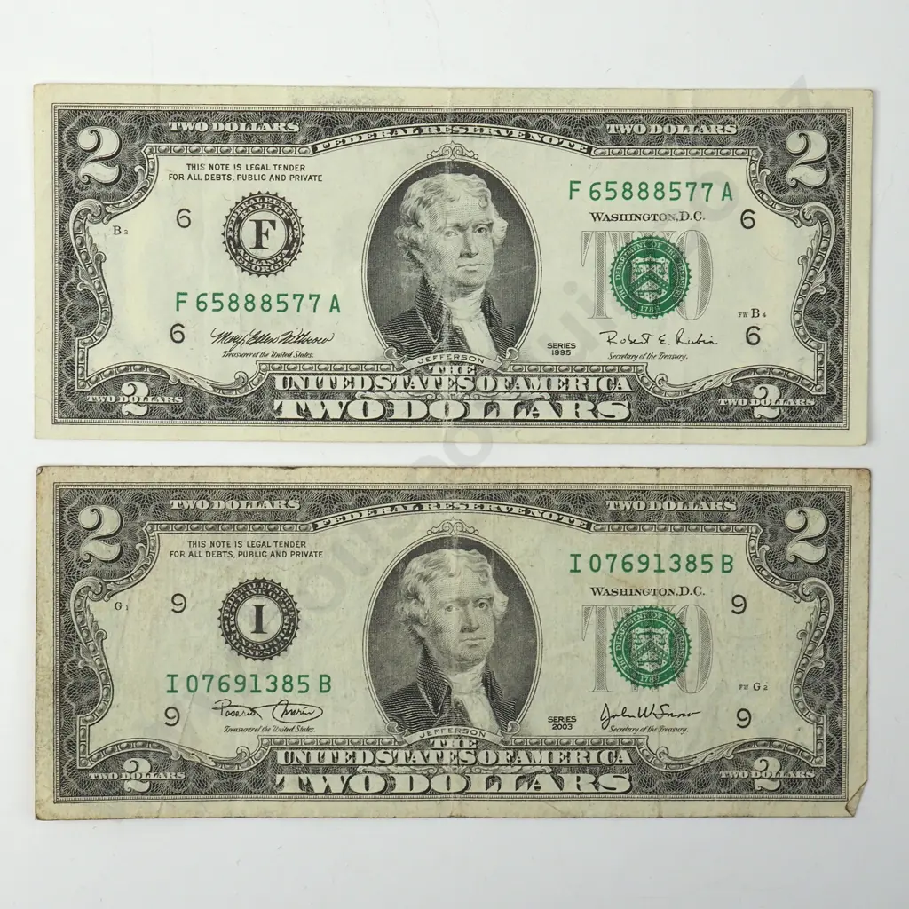 Two United States of America One Dollar Banknotes  Image 1++