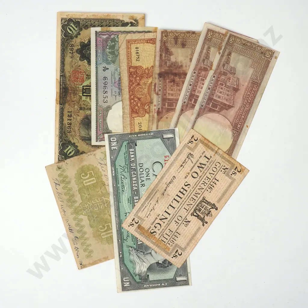 Assorted World Banknotes Image 1++