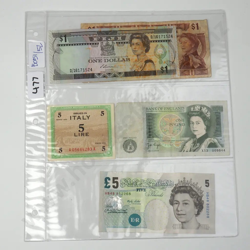 Banknote Album Sleeve w Assorted Banknotes Image 1++