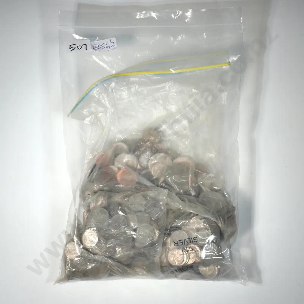 2.85 KG of Mainly New Zealand Coinage  Image 1++