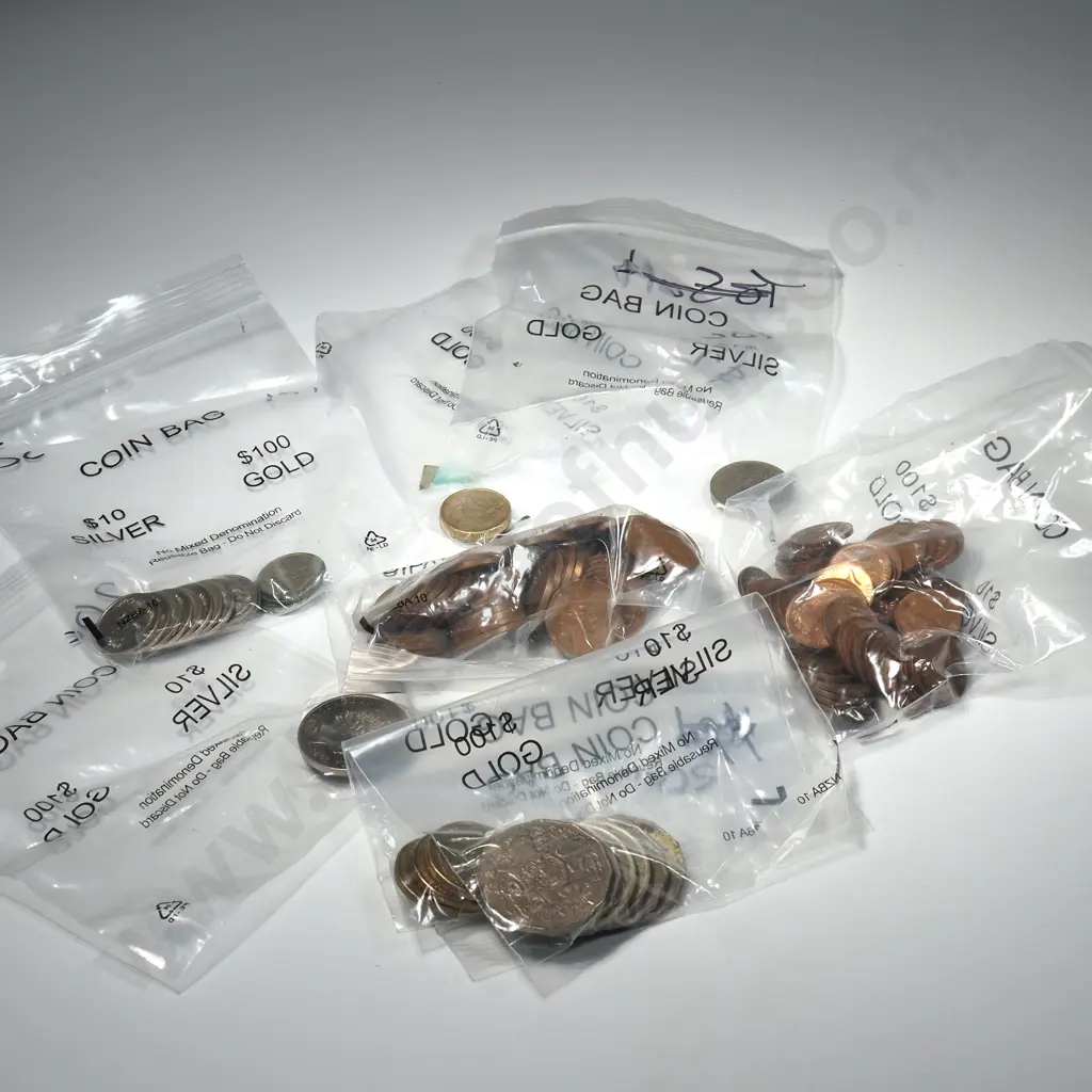 Mixed Lot of Australian Currency Coinage Image 1++