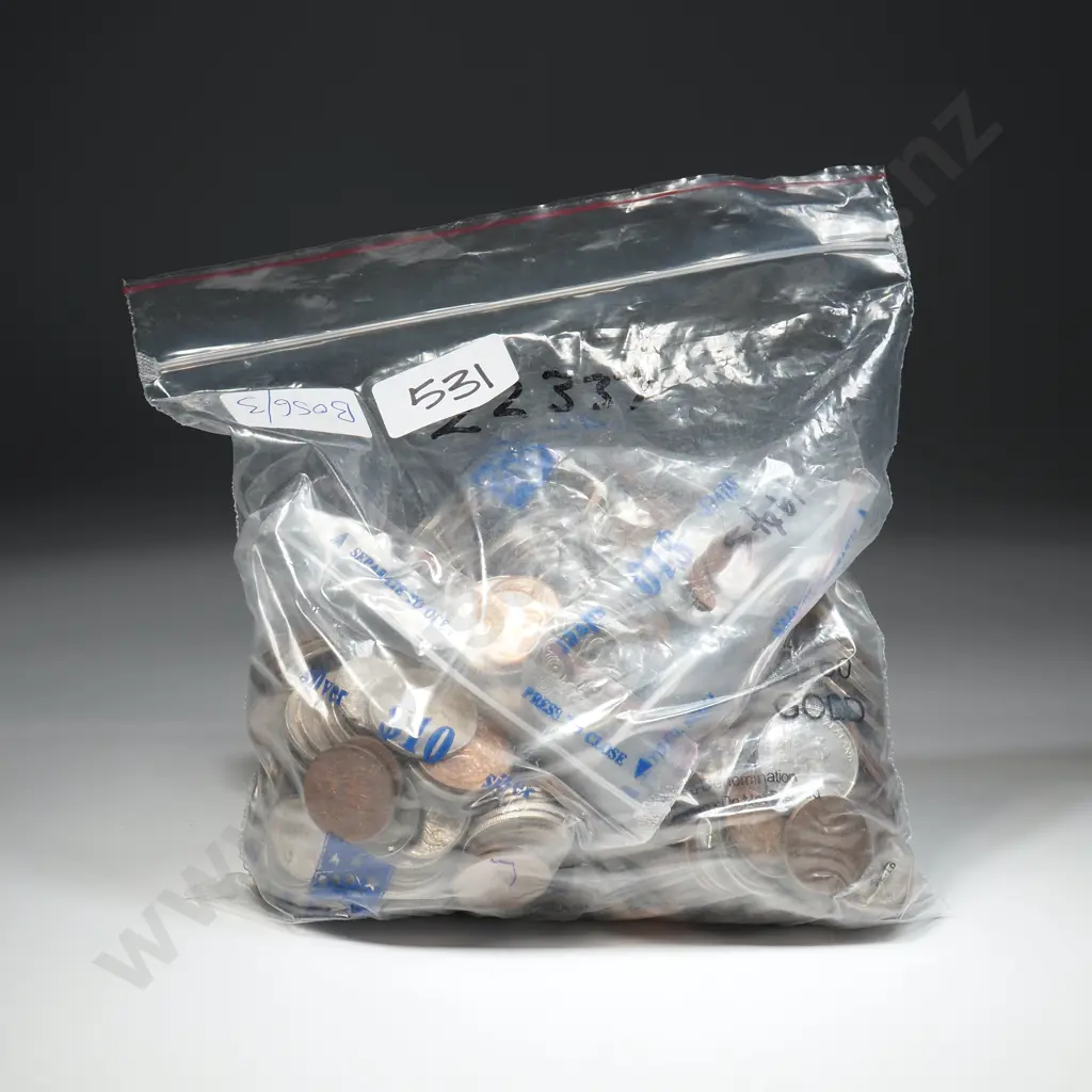 2.4 KG of New Zealand / Australian Coinage  Image 1++