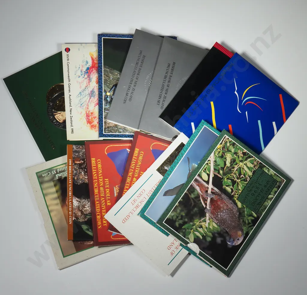 14 New Zealand UNC Coin Sets Image 1++
