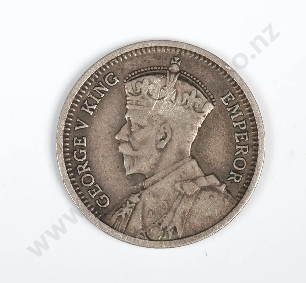 1935 New Zealand Threepence - Average Image 1++