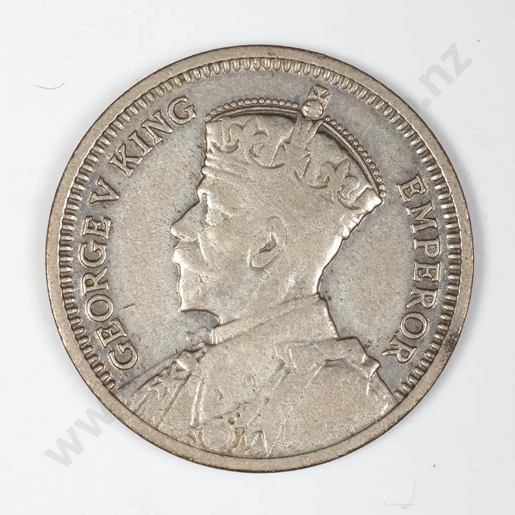 New Zealand 1935 Threepence Image 1++