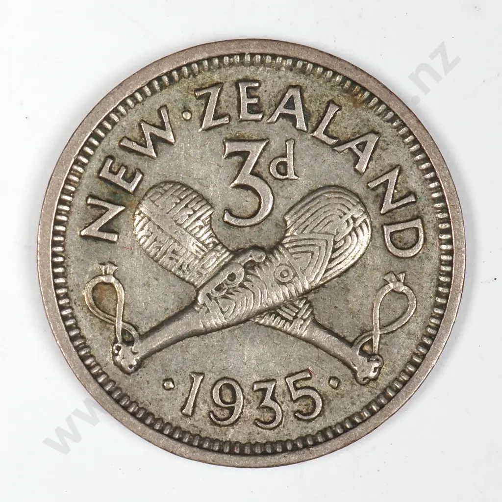 1935 New Zealand Threepence  Image 1++